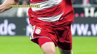 Podolski belum pensiun bjir