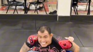 Intense Men vs Woman Brazilian Jiu-Jitsu Grappling  BJJ Training Showdown