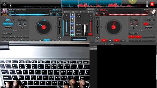 Complex Scratch between Cue Points without stopping afrobeats afrobeatstotheworld bestdj fyp AfrobeatsVibes bestdj djdrops viralchallenge