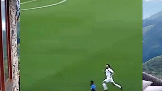 Inilah indahnya sepak bola