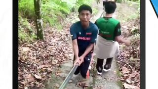 Ketawanya bengek co