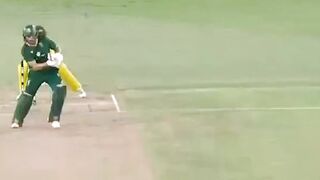 Unbelievable run out by Travis Head