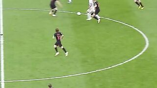 Amazing Luka Modric goal