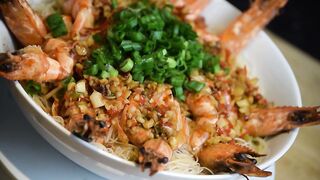 Prawn noodles