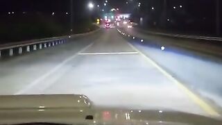 Story video terbaru nyetir malam hari di jalan tol