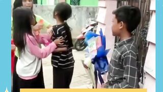 seenggaknya dia dirayakan 2