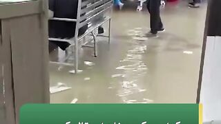 Karachi JinnahHospital Wards RainWaters Flooding