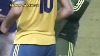 Zlatan dibikin malu