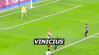 Valverde Insane Volleys