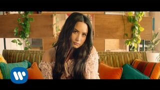 Demi Lovato ft. Clean Bandit - Solo (Official Music Video)
