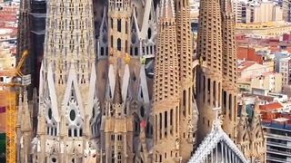 هل يمكنك توضيح ما ترغب في أن أتحدث عنه بشأن رابطة المعماريين