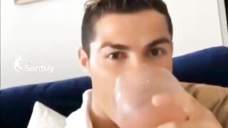 Ronaldo Akan Pensiun di 2026?