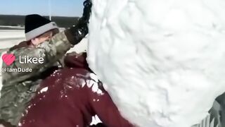 Jai voulu casser mon téléphone quand jai regardé la vidéo