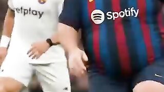 اللاعبون بعد الأعبزال