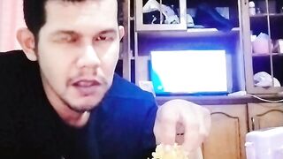 Gak nyangka paksu suka banget sama bakwan sultan