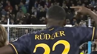 Rudiger telling Lunin which way former Chelsea teammate Kovacic was going to put his penalty