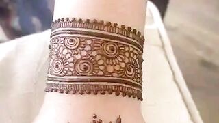new baridel istlish mahndi design and simple Mahandi design hard to fingers mahndi design 4