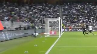 Toni Kroos Amazing corner KICK