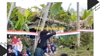 Aksi Gagal Tapi Kocak! Ibu-Ibu Lomba 17an Nyemplung!