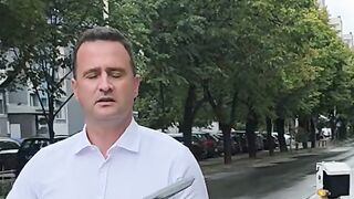 МИНИСТЪР ЖЕЧЕВ ПОДМЕНЯ ЛИЧНО ОСВЕТЛЕНИЕТО В СТАРА ЗАГОРА
