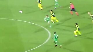Ozil Skills Mesut Ozil - Azeez Journey Hunt