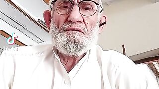 بابا کی ایکٹنگ