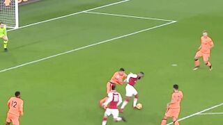 Mesut Ozil Bounce Goal
