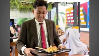 Membalas Fadel Stay Halal Brother orangpada ngeliatin di Gacoanmana peses bgt lagi mienya