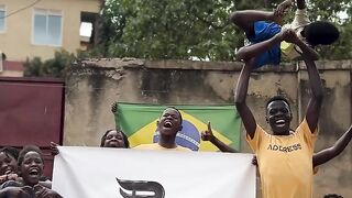 Hello  brazil  Queremos agradecer de coração à Bruno Soares Prótese Capilar pela parceria