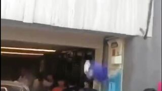 Viral Rumah Ahmad Sahroni