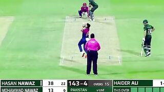 Hassan Nawaz 3 six on 3 balls