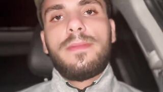 شقيق أبو عبيدة إلي الذين يسألون أهو حي أم ميت.