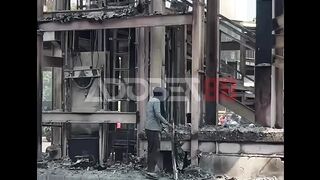 Rayap besi looting besi