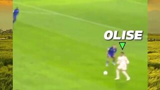 Michael Olise lagi-lagi bikin bek lawan jadi patung! Dribble licin  visi luar biasa  bintang masa depan!   Momen skill yang wajib ditonton ulang!