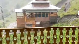Arang Kel Heavy Raining