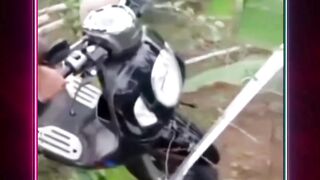 BIBIR TERSANGKUT KAWAT BERDURI 2