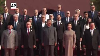 Xi welcomes Putin, Kim Jong Un as leaders arrive for China military