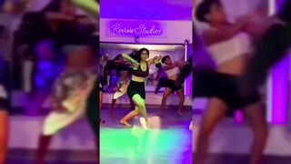 Indian Girl Vartika Singh Dance 4