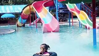 Berenang happy