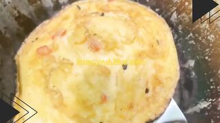 Masak Telur Pakai Api Neraka, Hasilnya Bikin Ngakak!