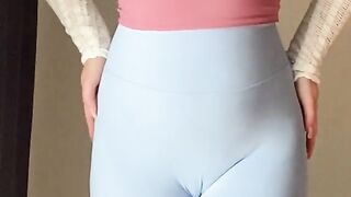 Cameltoes leggings 89