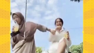 Gafollow untuk mendapatkan update video lucu lainya