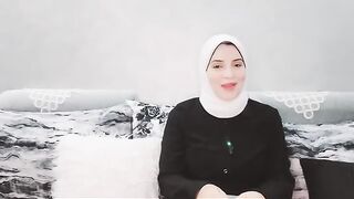 شاعرة سودانية بمليون راجل أحرجت حكام العرب بكلام مزلزل