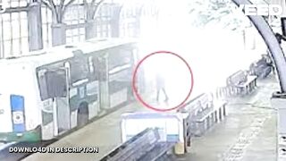 Ver video da menina no ônibus cascavel 5x1 erome {completo}