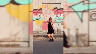 Indian Girl Anshika Pradhan Dance 2
