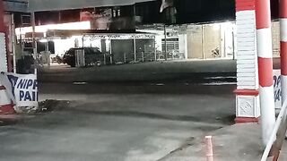 Suasana malam 8