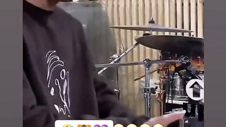 Cute singer 2