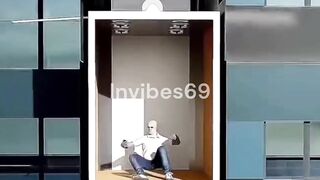 What to do if the elevator breaks down?