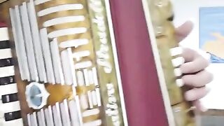 Чи зоны, уый зоны æмæ уымæй фылдæр ницы, стыр хъазæг.