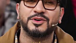 كأنه ينادي من أركان الجنة بصوت يداوي القلوب